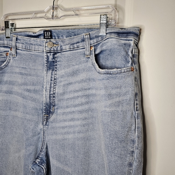 GAP Women's Denim Light Wash Distressed Cotton Spandex Blue Jeans SZ 20/35 Tall - Picture 4 of 10